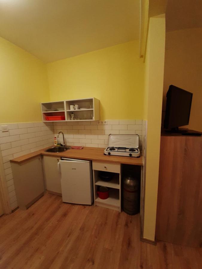 Orosháza Gyopar Gyoengye Apartmanhaz מראה חיצוני תמונה